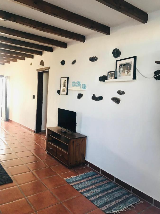 Coqueto Apartamento En El Cuchillo Тинахо Экстерьер фото